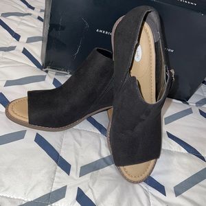 Dr. Scholl’s Women Cece Bootie / Black / Suede / Size 9